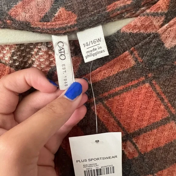 Cato Long Sleeve Plaid Blouse - Picture 6 of 7